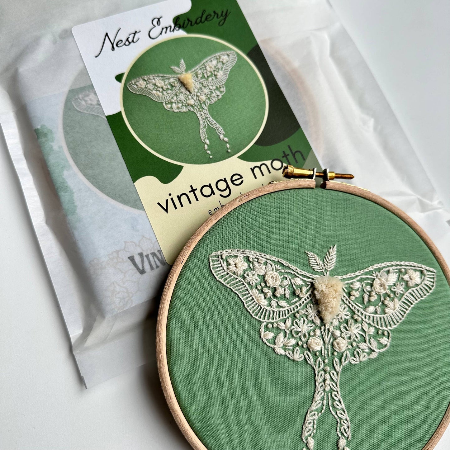 Nest Embirdery Vintage Moth Kit