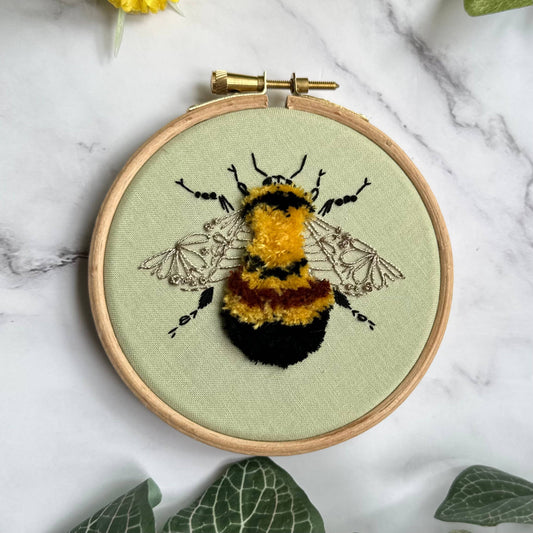 Nest Embirdery Rusty Patched Bumblebee Mini Kit
