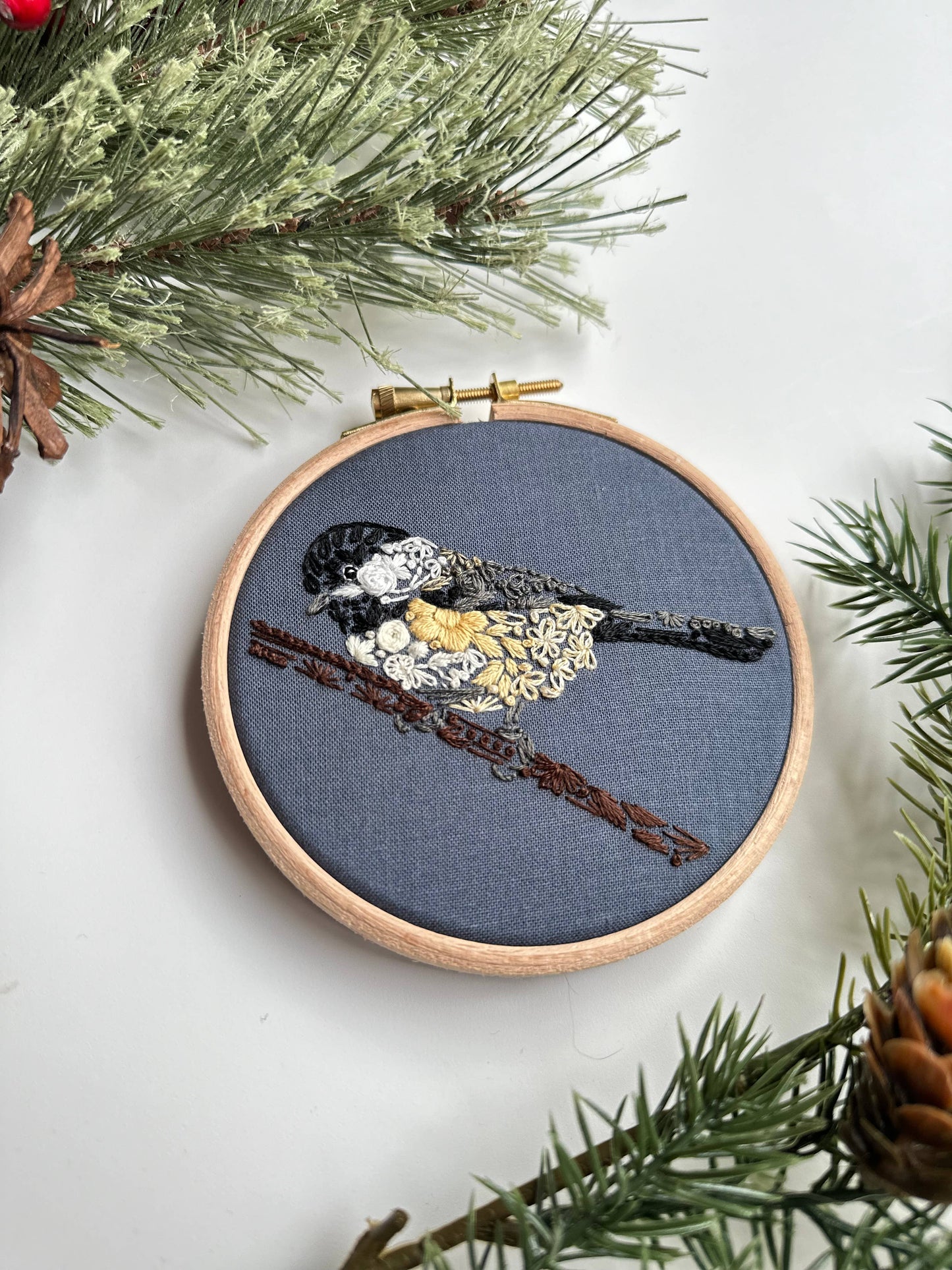 Nest Embirdery Chickadee-dee Kit