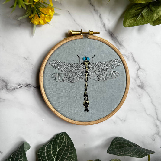 Nest Embirdery Olive Clubtail Dragonfly Mini Kit
