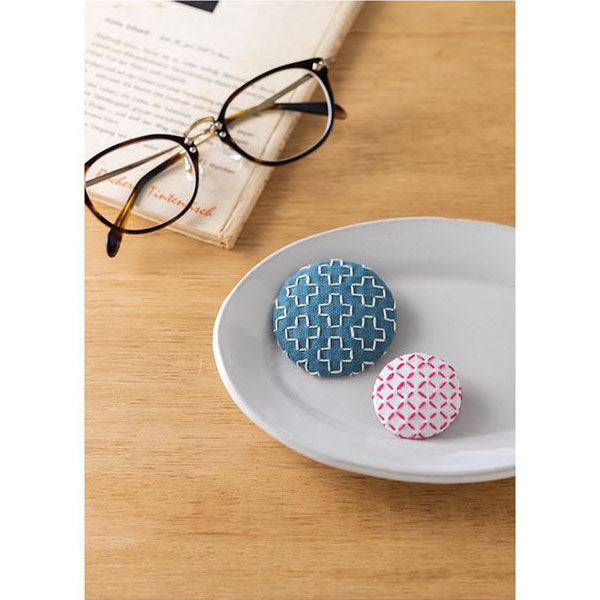 Cosmos Hidamari Sashiko Brooch Kit